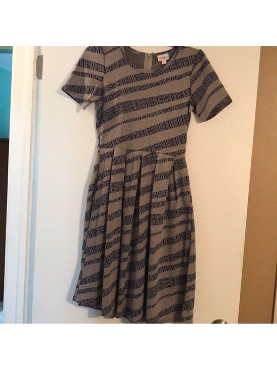 LuLaRoe Dresses & Skirts - Lularoe Grey and Blue Striped Amelia